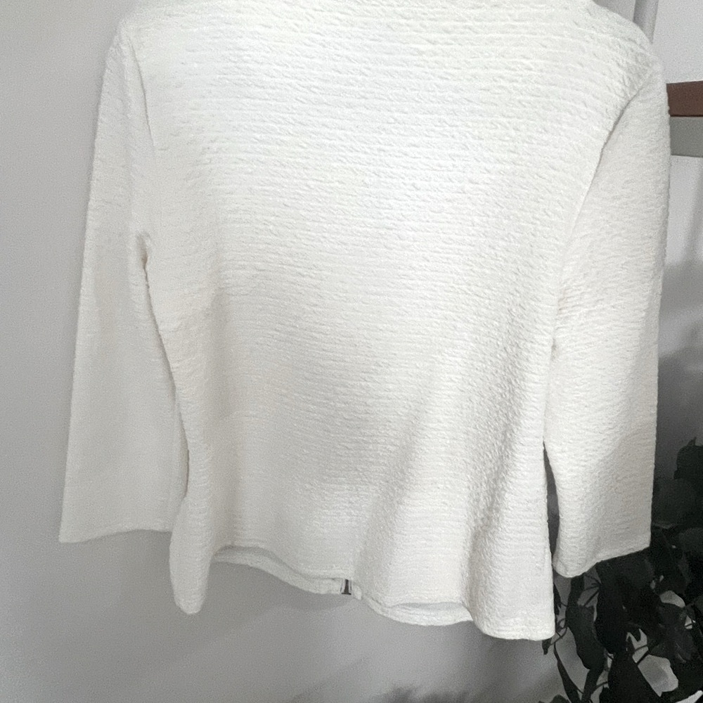 White Chain-Trim Jacket - Picture 5 of 6